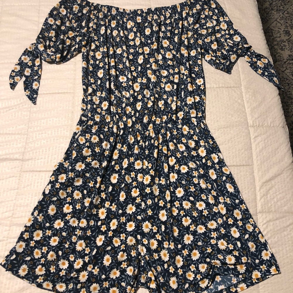 Kaileigh Pocketed Floral Romper - off the shoulder